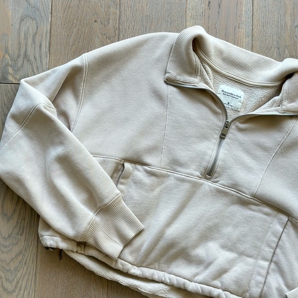 Abercrombie & Fitch Sweaters - Abercrombie & Fitch Cream Half-Zip